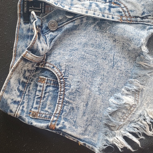 Short - Picture 3 of 4